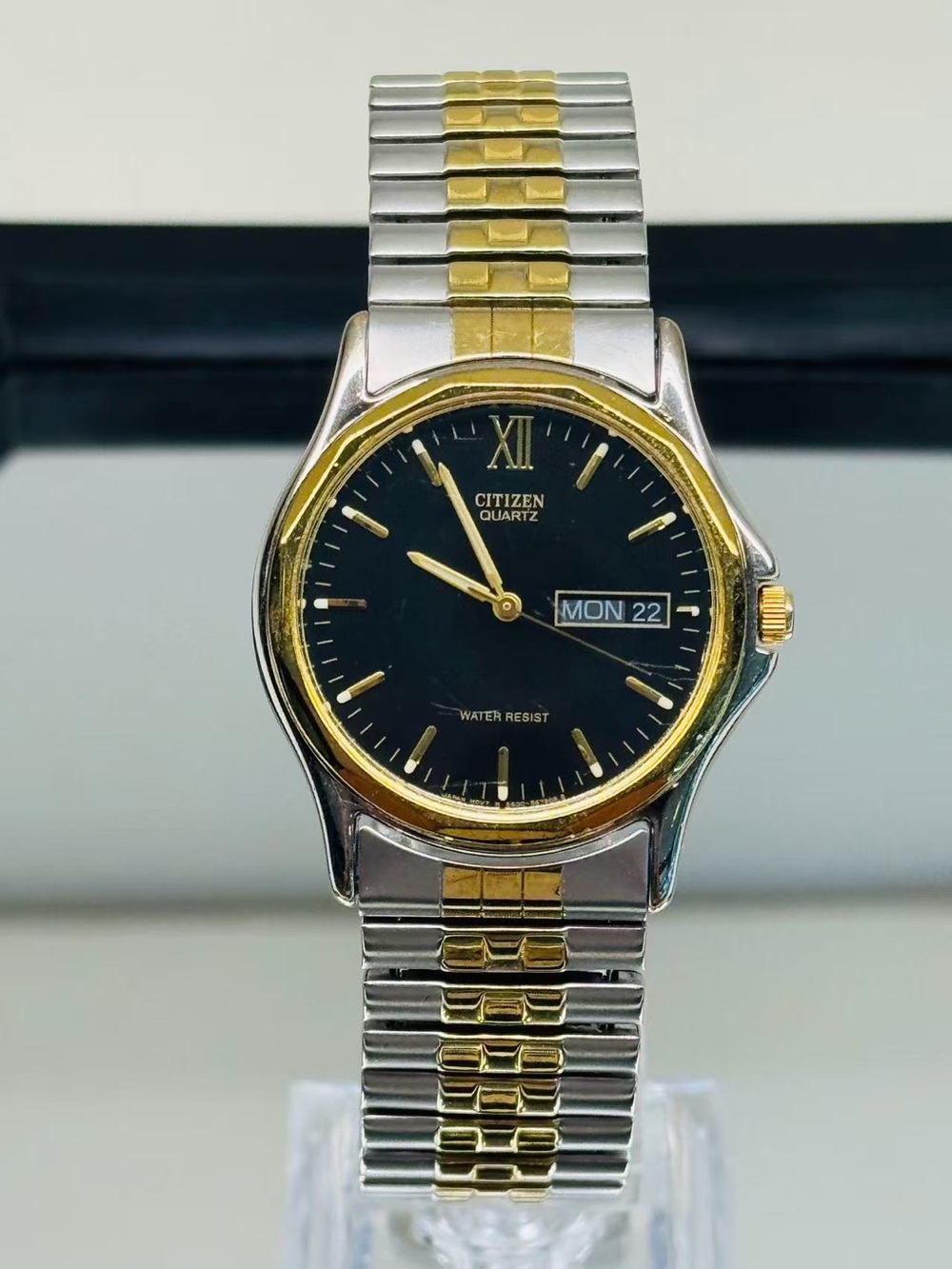 Vintage Citizen Quartz Men Day-Date Watch New Battery Stretch Band Working